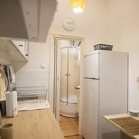 Apartment Peaceful Gozsdu *