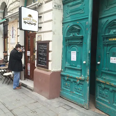 Peaceful Gozsdu Budapešť