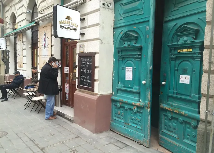 Peaceful Gozsdu Budapesta